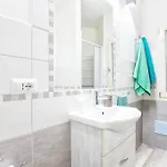 Grande Con Piscina Per 10 Persone A 500m Dalla Villa *