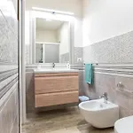 Villa Grande Con Piscina Per 10 Persone A 500m Dalla
