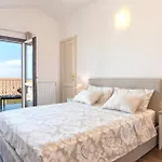 Villa Grande Con Piscina Per 10 Persone A 500m Dalla *