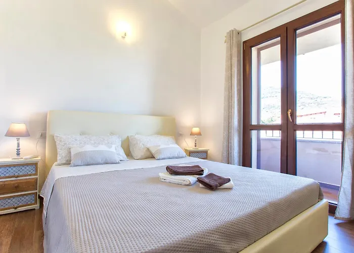 Grande Con Piscina Per 10 Persone A 500m Dalla Villa *