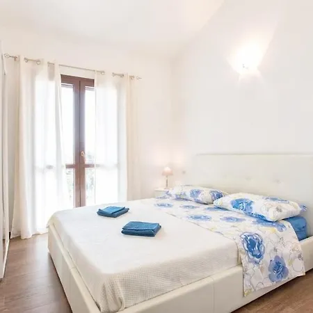 Grande Con Piscina Per 10 Persone A 500m Dalla * Valledoria (Sardinia)