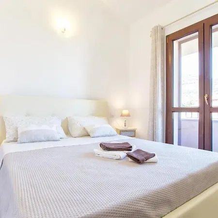 Grande Con Piscina Per 10 Persone A 500m Dalla Villa *