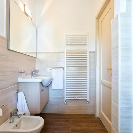 Grande Con Piscina Per 10 Persone A 500m Dalla Villa *