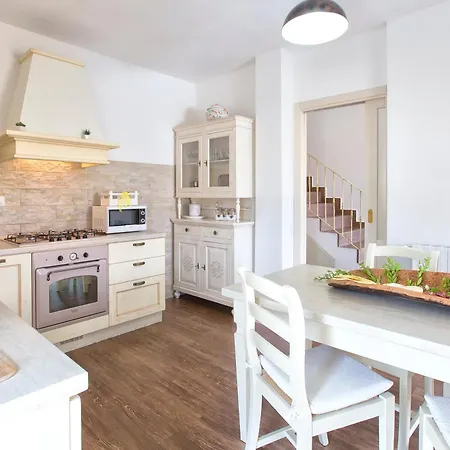 Grande Con Piscina Per 10 Persone A 500m Dalla Valledoria (Sardinia)