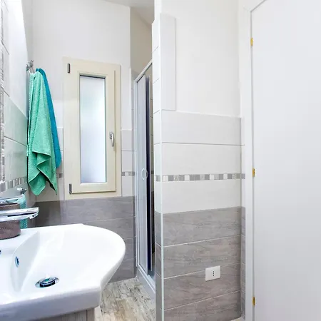 Villa Grande Con Piscina Per 10 Persone A 500m Dalla Valledoria (Sardinia)