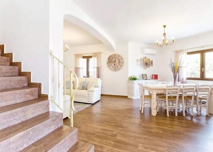 Grande Con Piscina Per 10 Persone A 500m Dalla Валледория