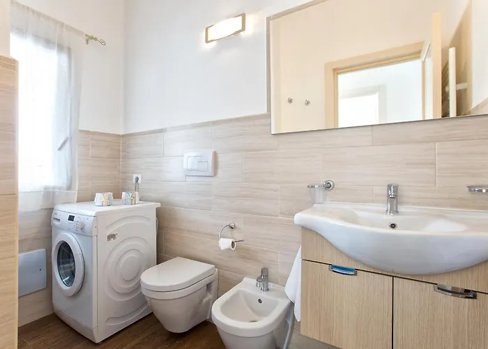 Grande Con Piscina Per 10 Persone A 500m Dalla