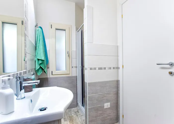 Villa Grande Con Piscina Per 10 Persone A 500m Dalla Valledoria (Sardinia)